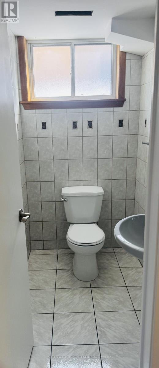 2461 Hensall Street, Mississauga (Cooksville), Ontario  L5A 2T1 - Photo 16 - W12831932