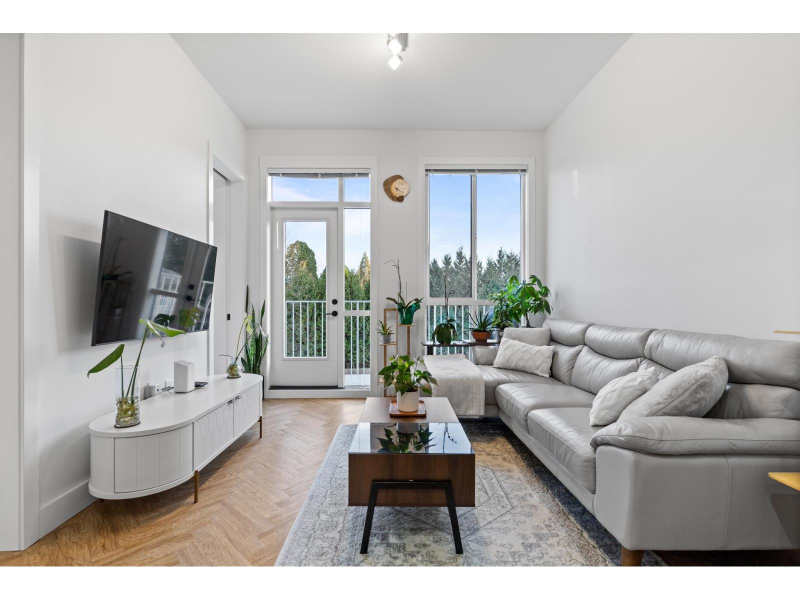 425 14968 101a Avenue, Surrey, British Columbia  V3R 0E8 - Photo 8 - R3100453