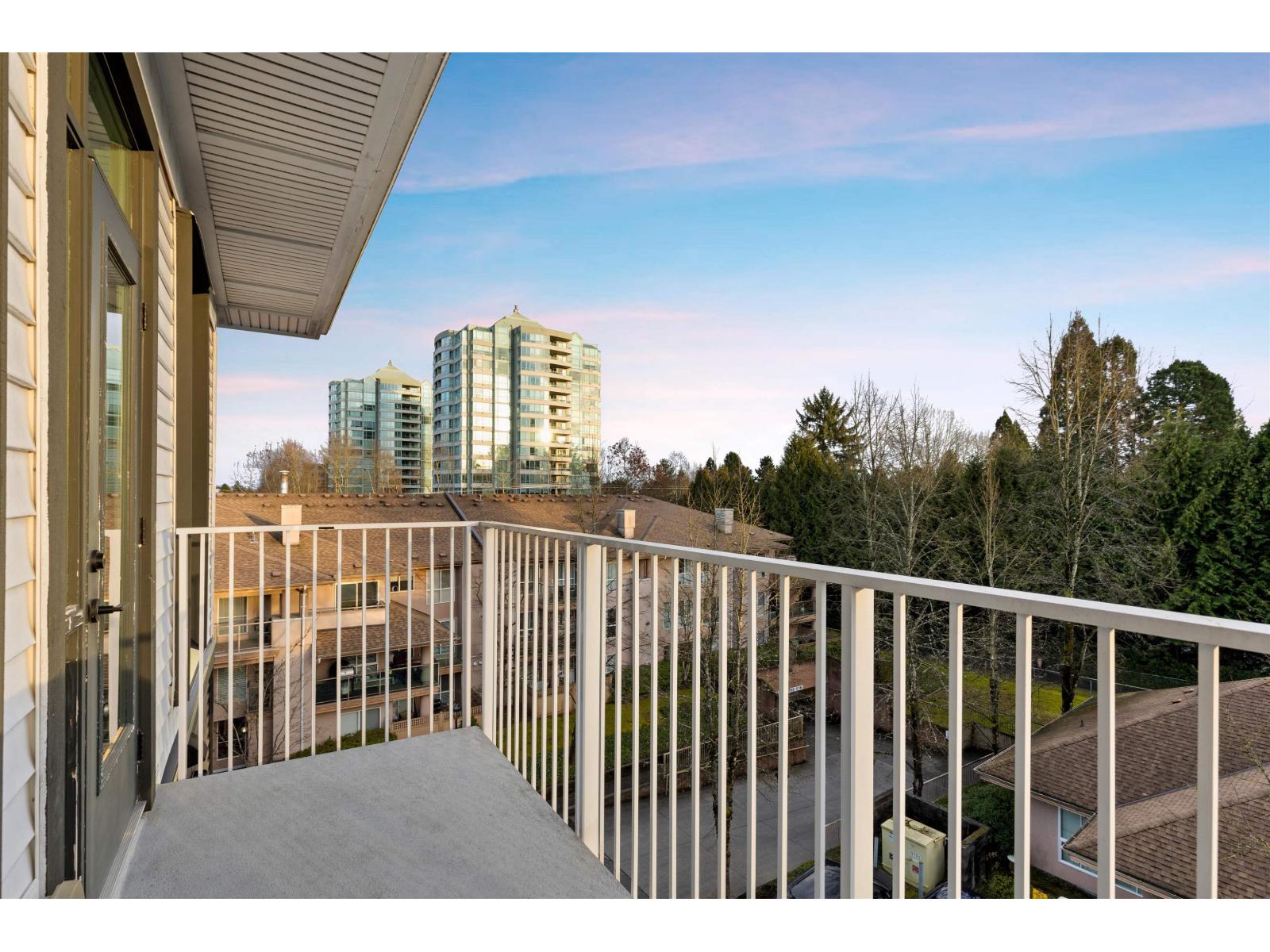 425 14968 101a Avenue, Surrey, British Columbia  V3R 0E8 - Photo 19 - R3100453