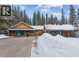 4 Pine Avenue, Bragg Creek, Alberta