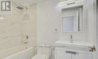 Coach House - 1937 Lawrence Avenue W, Toronto, Ontario  M9N 1G8 - Photo 5 - W12896874