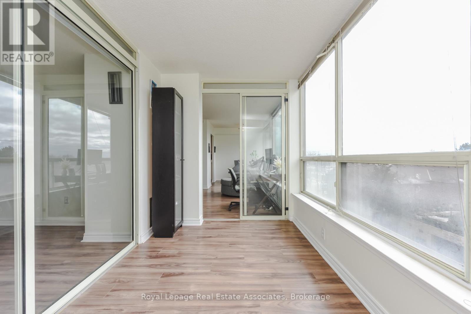 501 - 55 Elm Drive W, Mississauga, Ontario  L5B 3Z3 - Photo 25 - W12896878