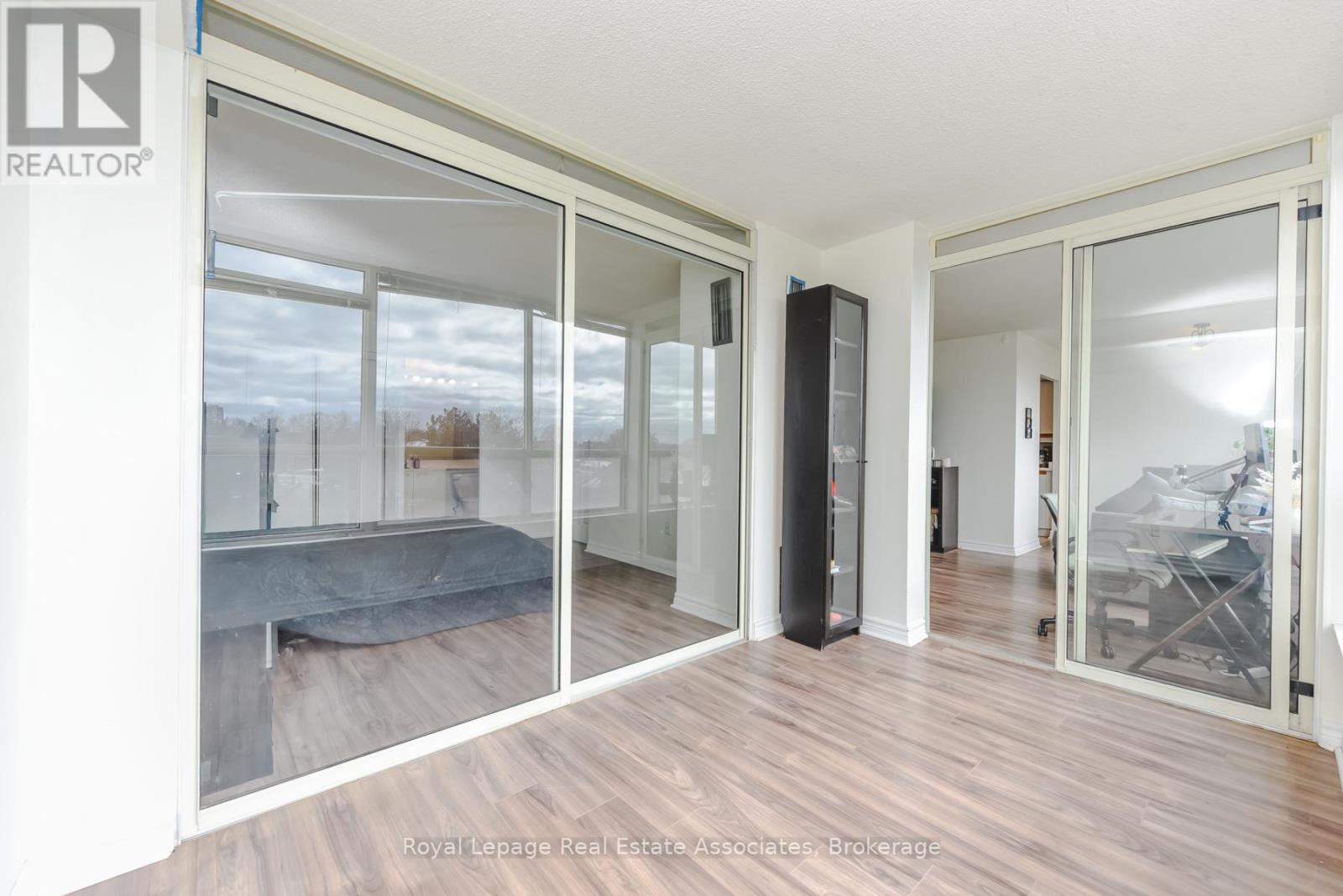 501 - 55 Elm Drive W, Mississauga, Ontario  L5B 3Z3 - Photo 28 - W12896878