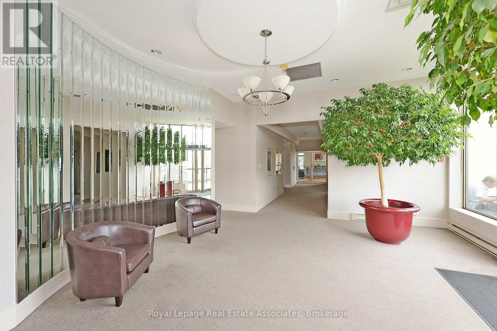 501 - 55 Elm Drive W, Mississauga, Ontario  L5B 3Z3 - Photo 31 - W12896878