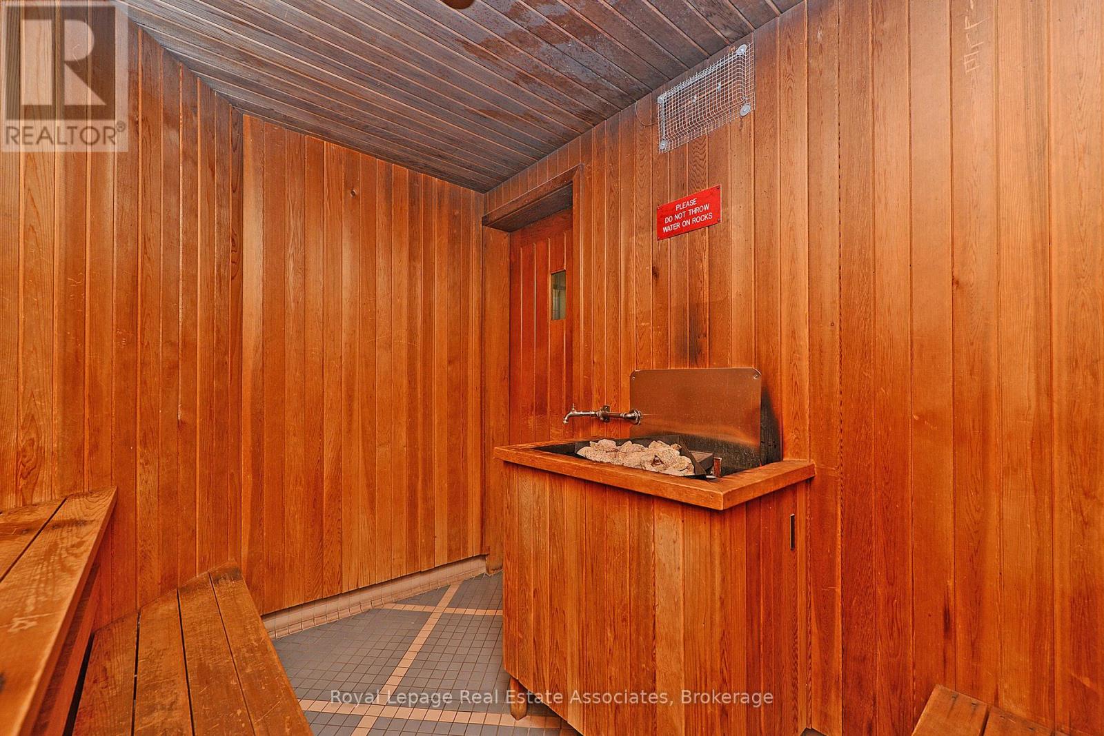 501 - 55 Elm Drive W, Mississauga, Ontario  L5B 3Z3 - Photo 34 - W12896878