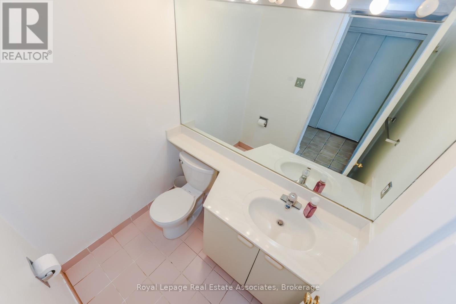 501 - 55 Elm Drive W, Mississauga, Ontario  L5B 3Z3 - Photo 45 - W12896878