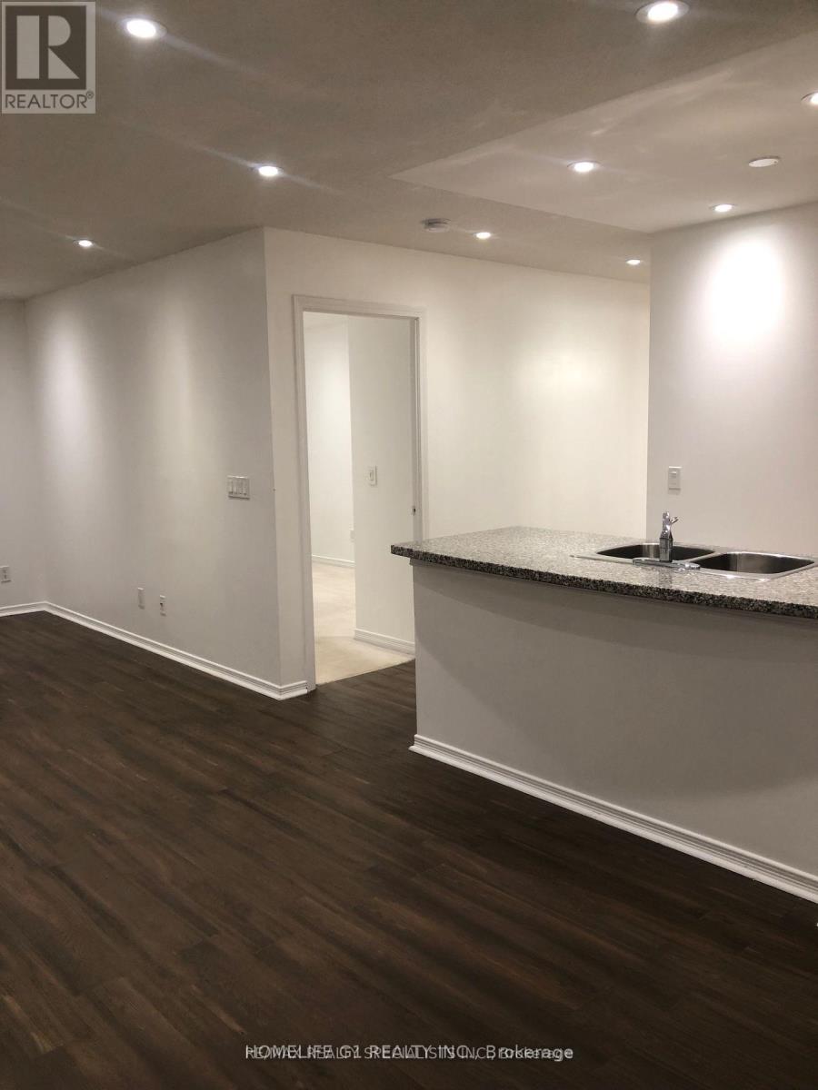 111 - 4889 Kimbermount Avenue, Mississauga, Ontario  L5M 7R9 - Photo 4 - W12896882