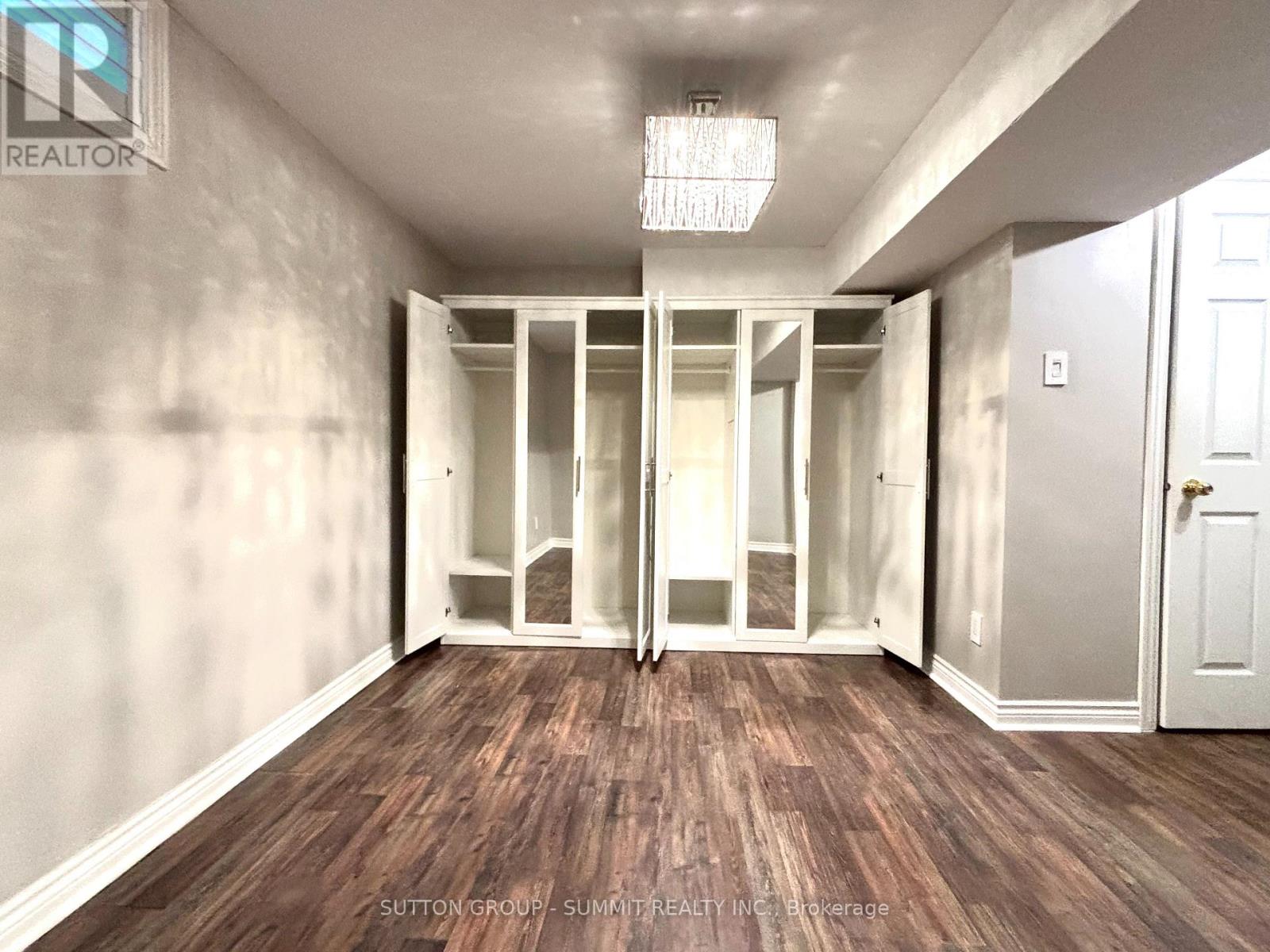 1100 Feeley Court, Mississauga (Clarkson), Ontario  L5J 4S5 - Photo 28 - W12896912