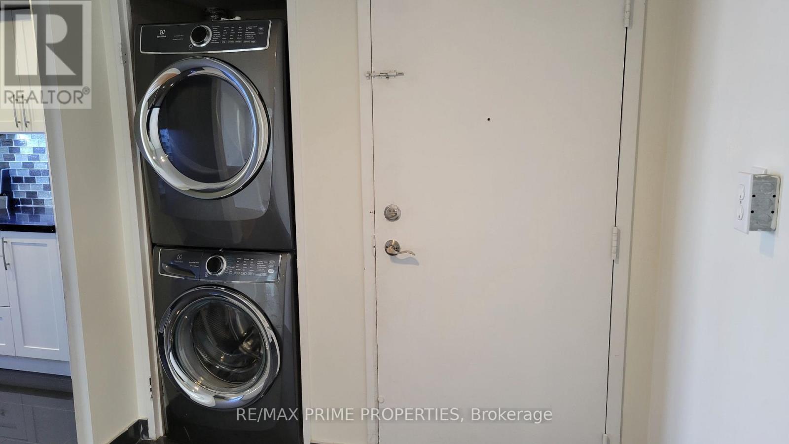 1508 - 4450 Tucana Court, Mississauga, Ontario  L5R 3R4 - Photo 2 - W12896920