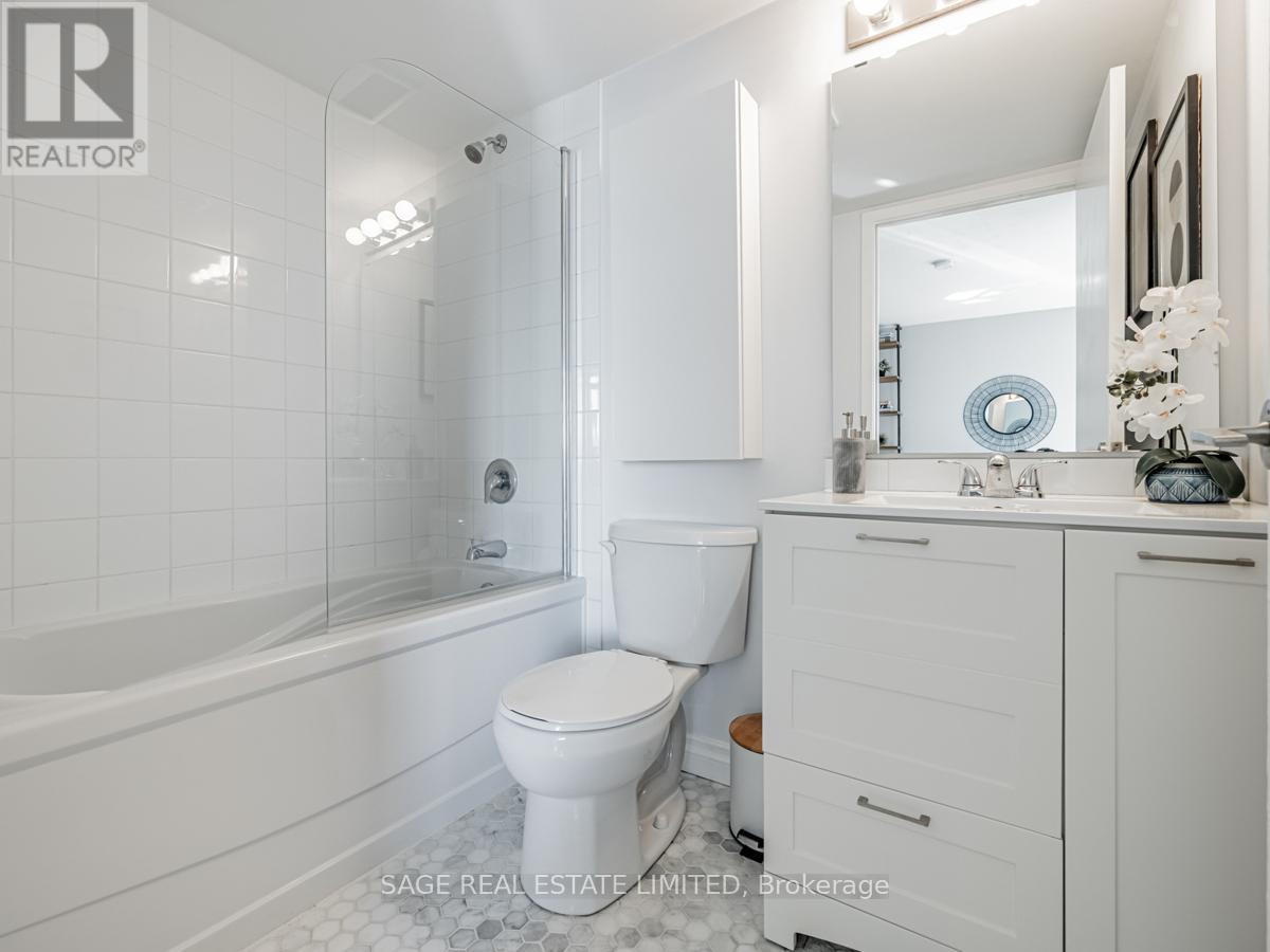 627 - 812 Lansdowne Avenue, Toronto, Ontario  M6H 4K5 - Photo 17 - W12896964