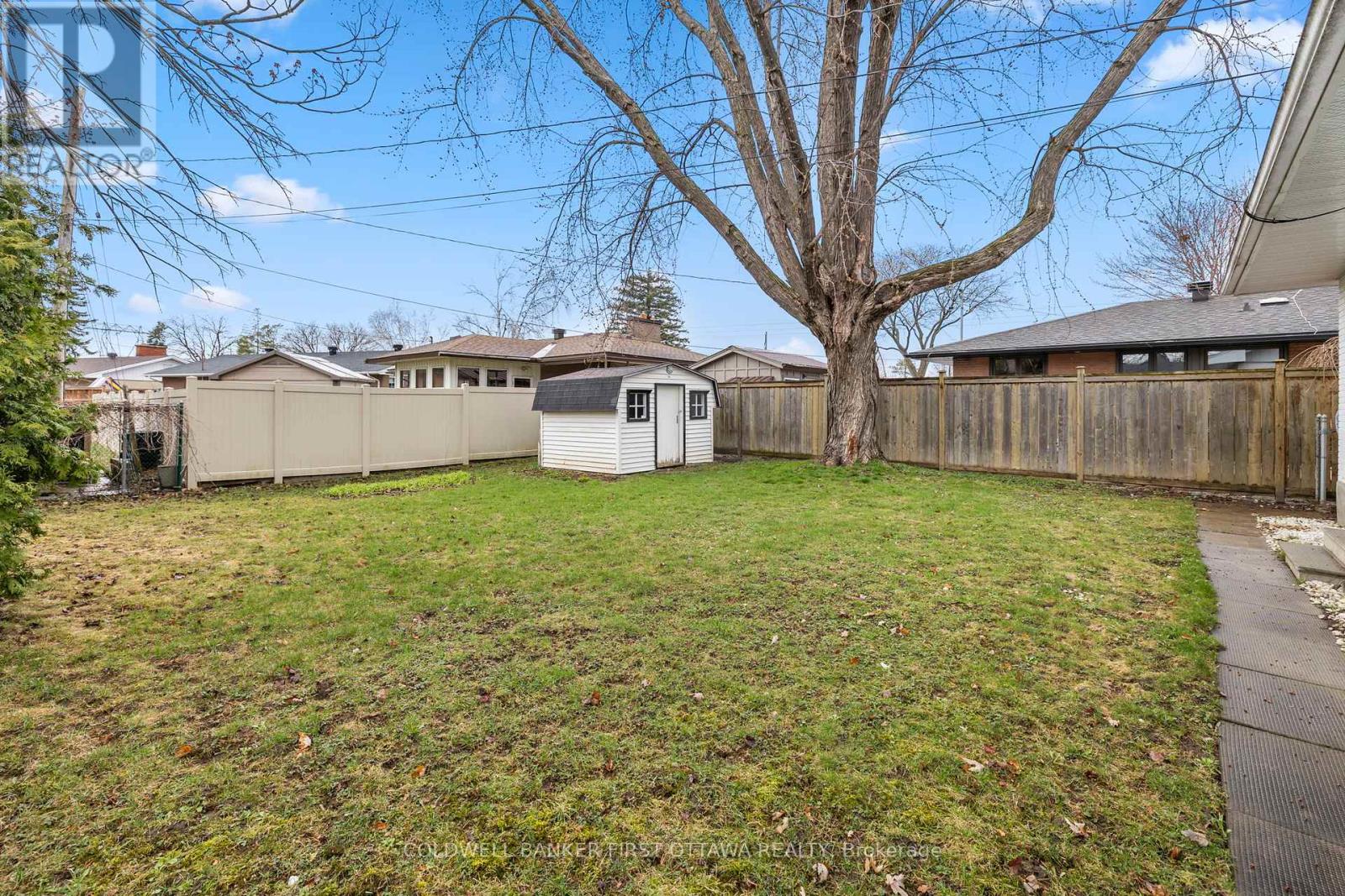 16 Sycamore Drive, Ottawa, Ontario  K2H 6H6 - Photo 25 - X12890798