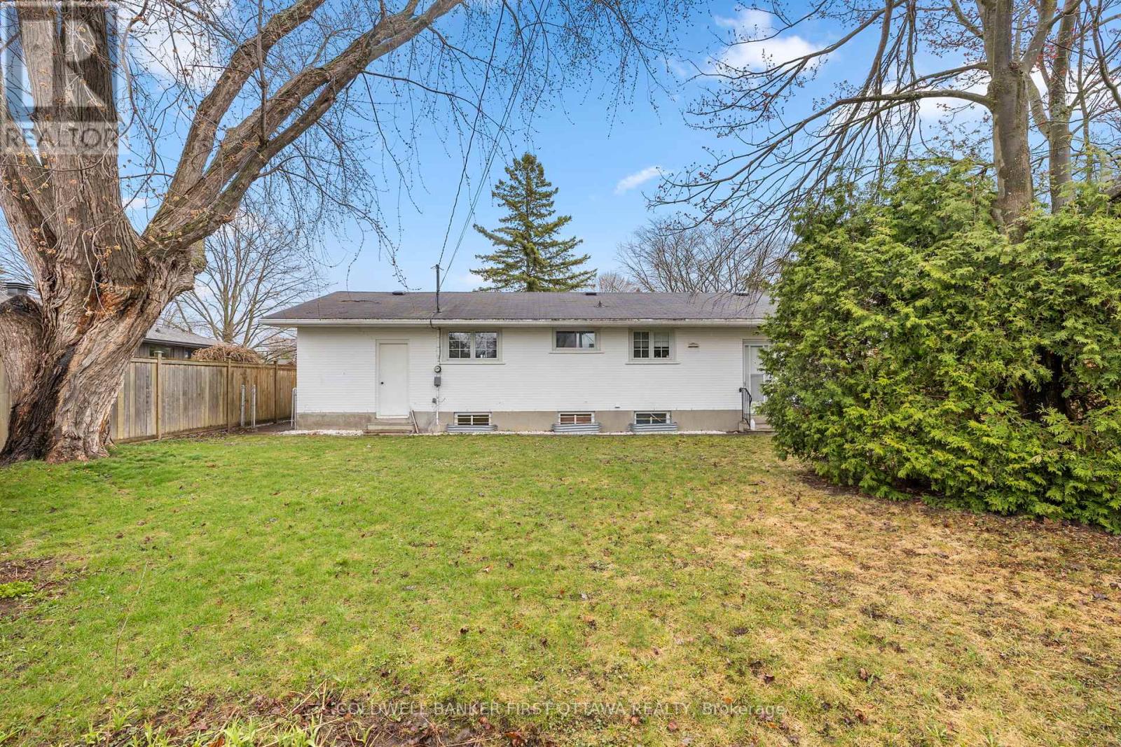 16 Sycamore Drive, Ottawa, Ontario  K2H 6H6 - Photo 27 - X12890798