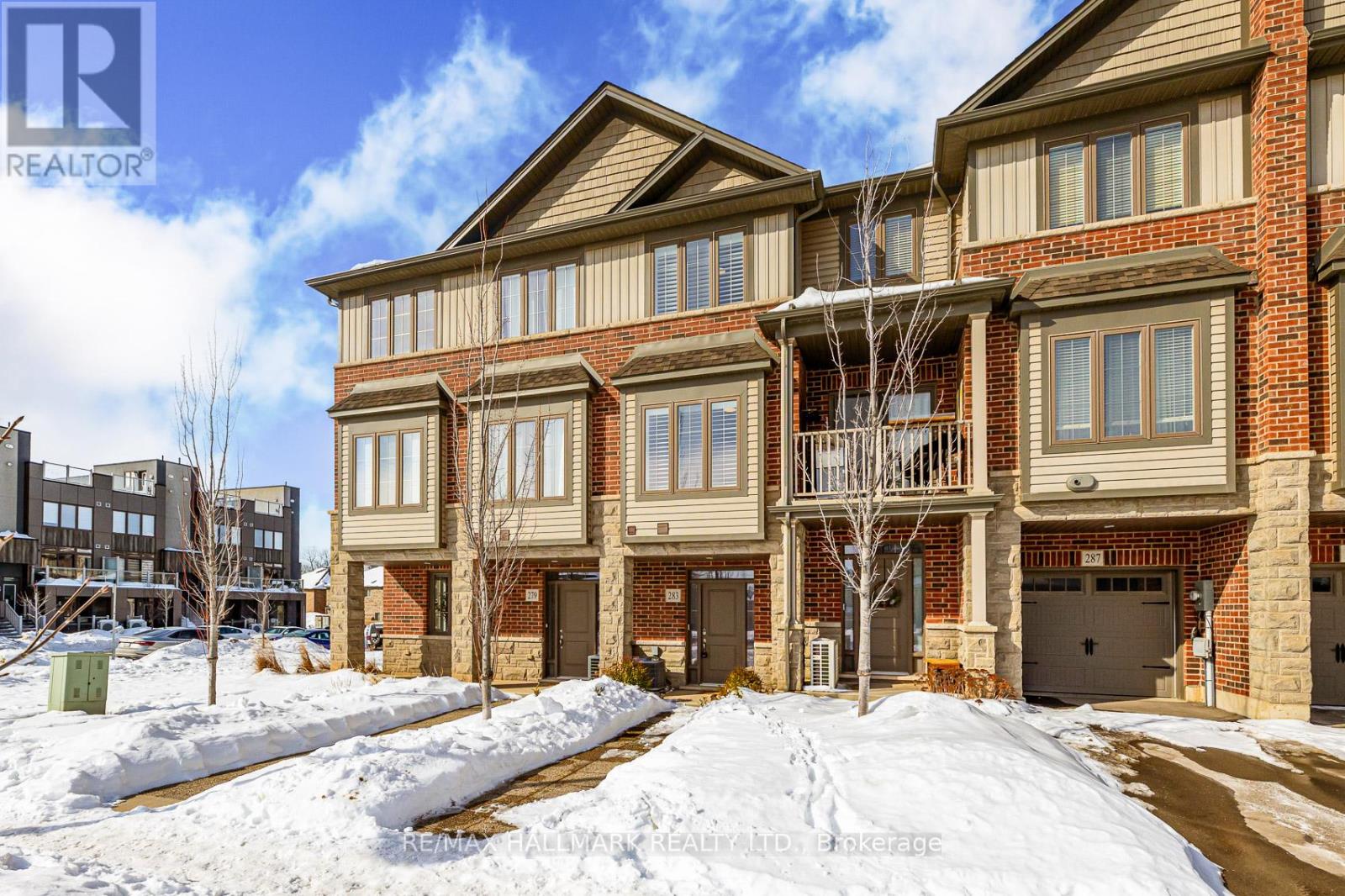 283 SKINNER ROAD, Hamilton, Ontario