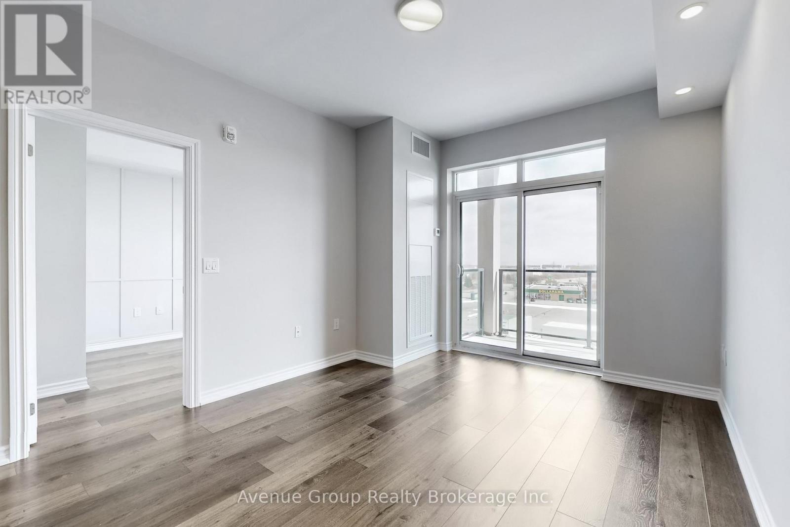 520 - 5055 Greenlane Road, Lincoln, Ontario  L3J 2J3 - Photo 11 - X12896902