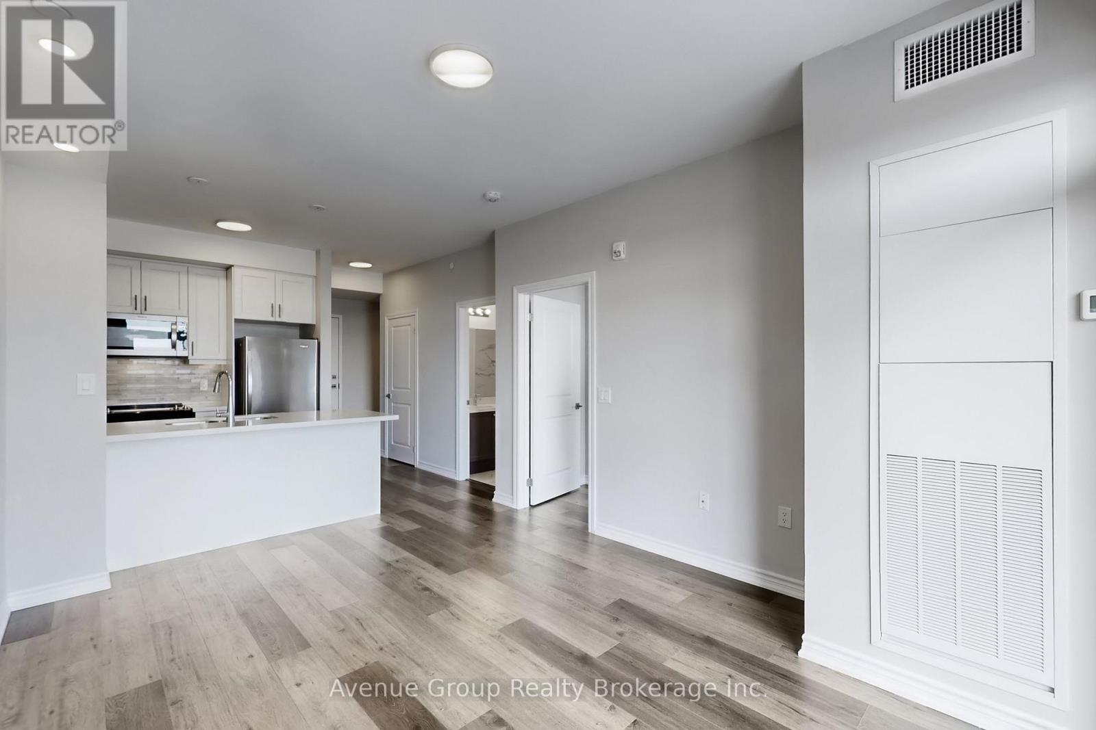 520 - 5055 Greenlane Road, Lincoln, Ontario  L3J 2J3 - Photo 15 - X12896902