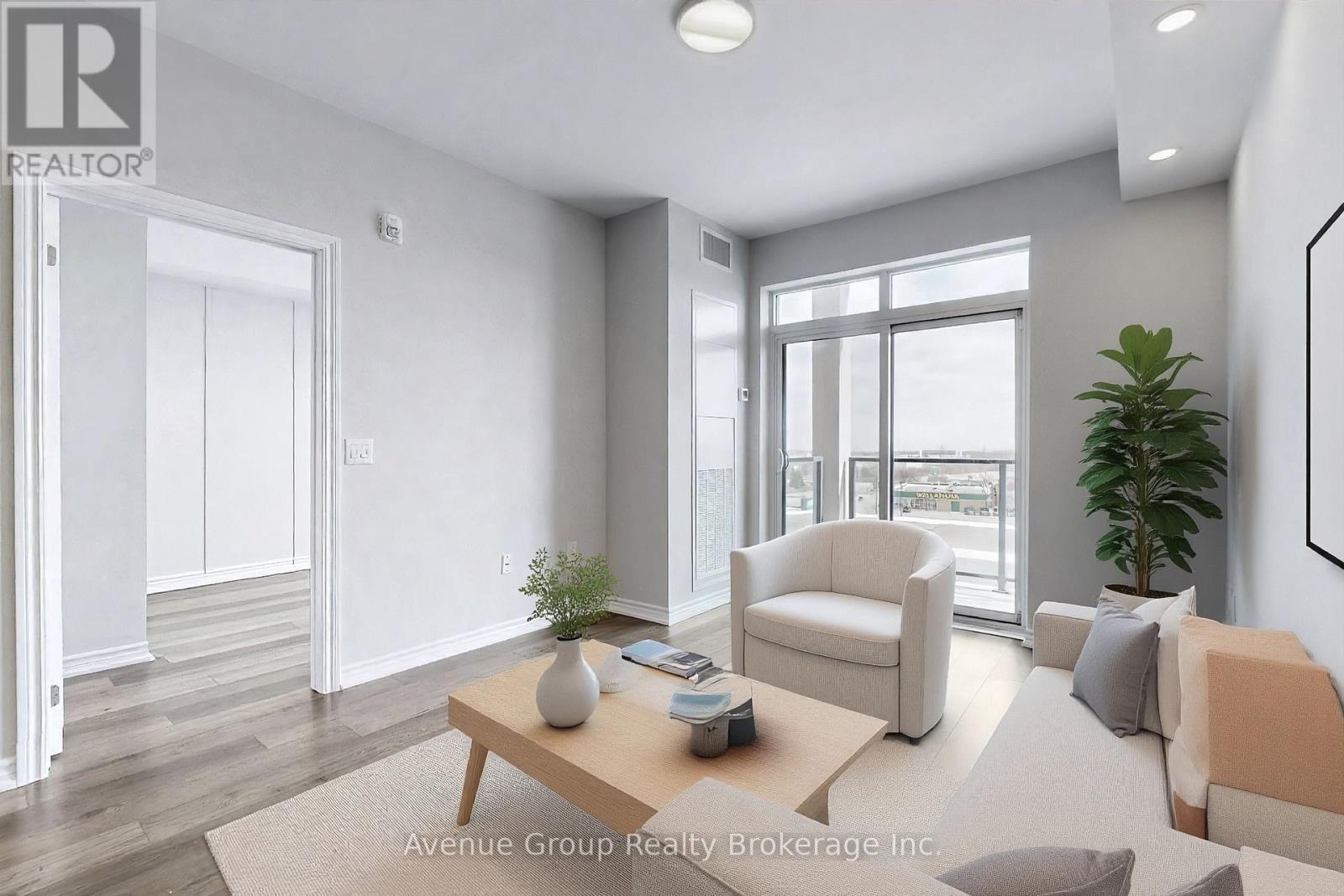 520 - 5055 Greenlane Road, Lincoln, Ontario  L3J 2J3 - Photo 3 - X12896902