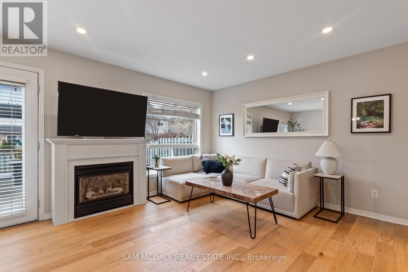 75 Elma Place, Cambridge, Ontario  N3C 4E7 - Photo 5 - X12896940