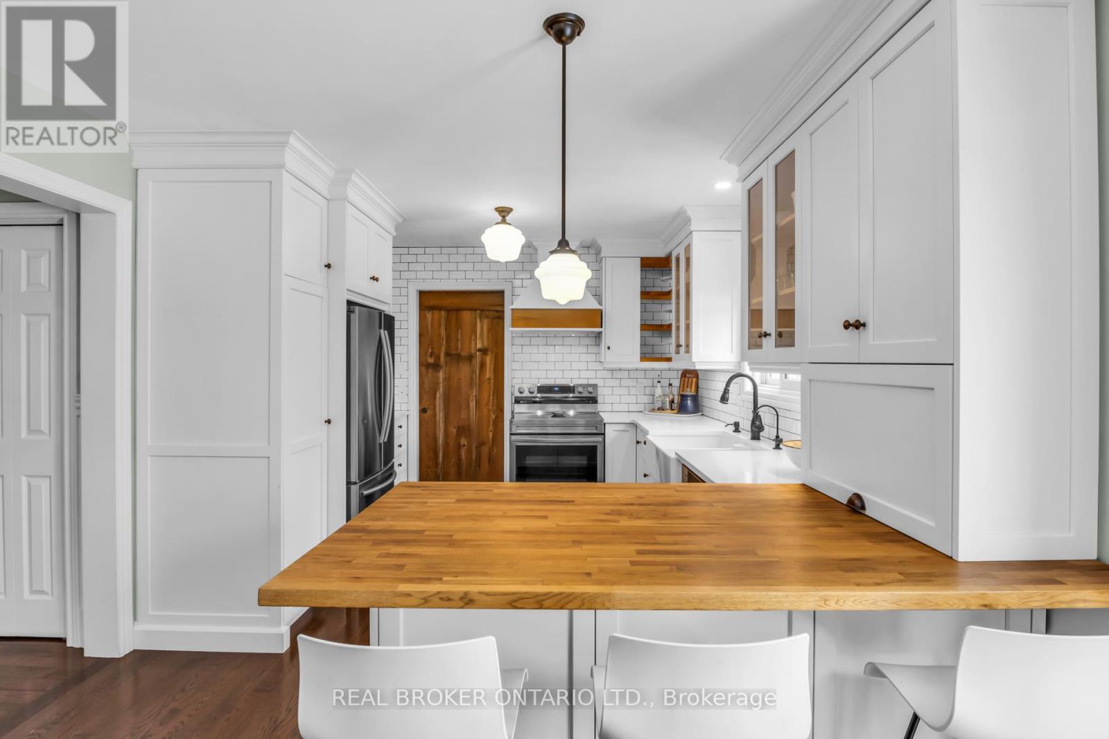 11 Raising Mill Gate, Woolwich, Ontario  N3B 3K8 - Photo 13 - X12896980