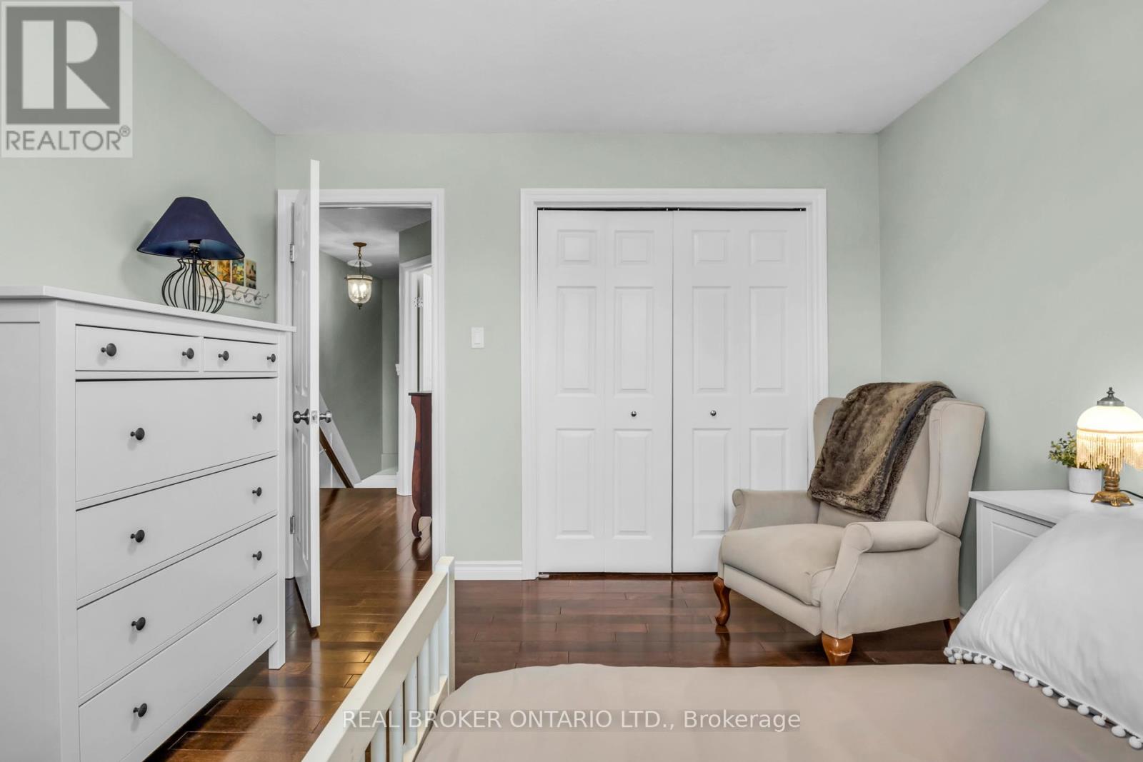 11 Raising Mill Gate, Woolwich, Ontario  N3B 3K8 - Photo 30 - X12896980