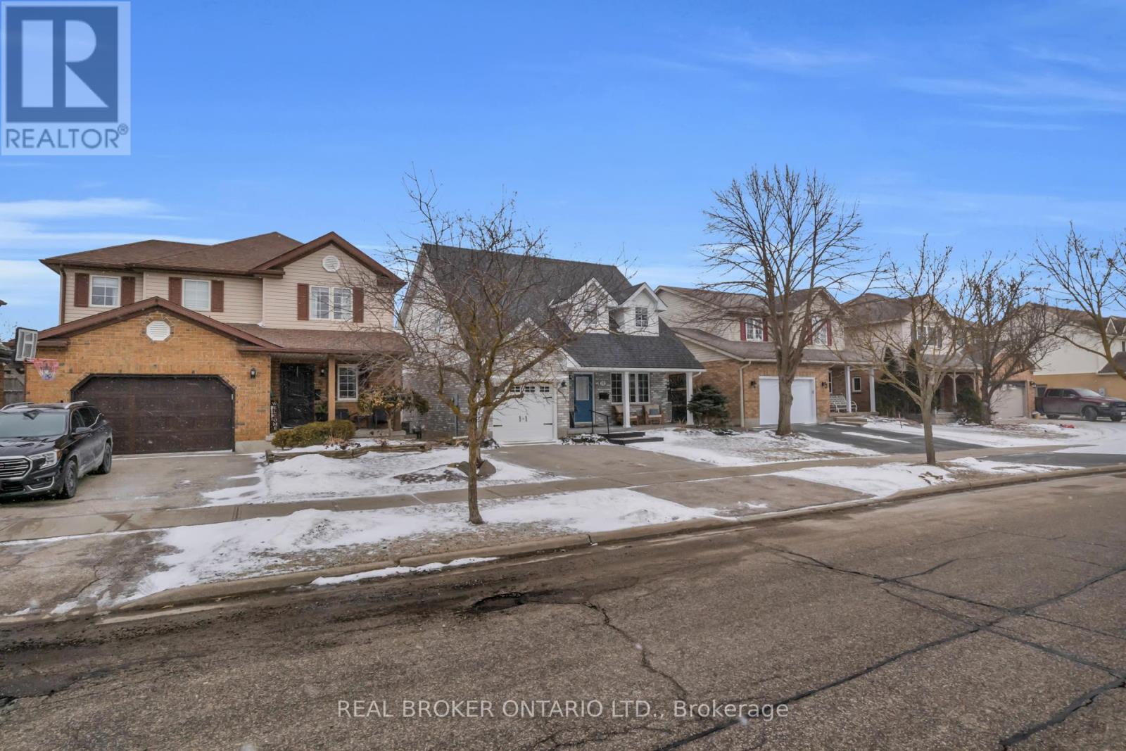 11 Raising Mill Gate, Woolwich, Ontario  N3B 3K8 - Photo 4 - X12896980