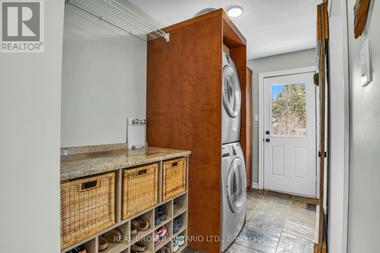 11 Raising Mill Gate, Woolwich, Ontario  N3B 3K8 - Photo 42 - X12896980