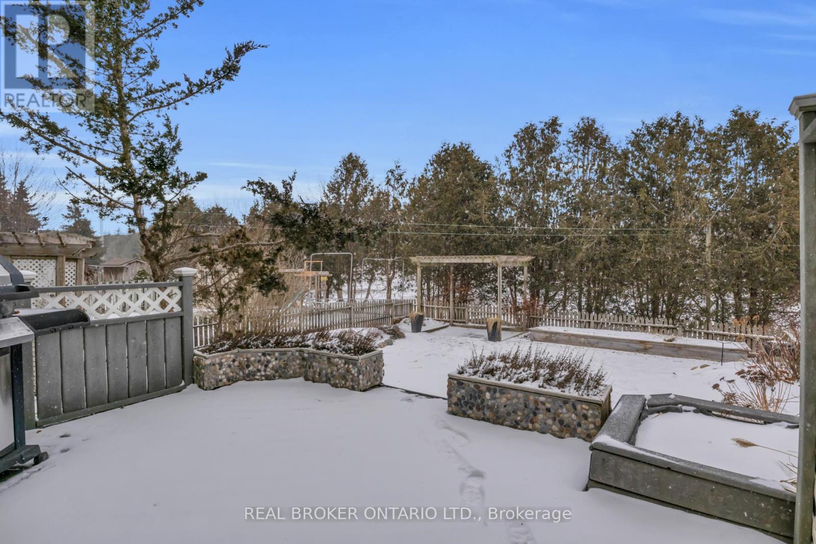 11 Raising Mill Gate, Woolwich, Ontario  N3B 3K8 - Photo 43 - X12896980