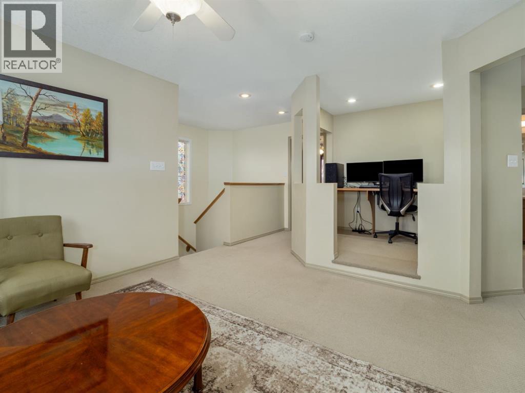 52 Salish Bay W, Lethbridge, Alberta  T1K 7T8 - Photo 14 - A2294435