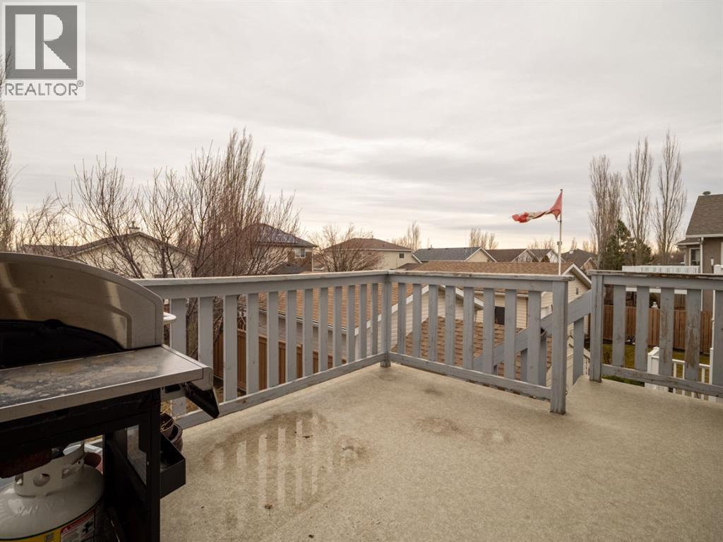 52 Salish Bay W, Lethbridge, Alberta  T1K 7T8 - Photo 28 - A2294435