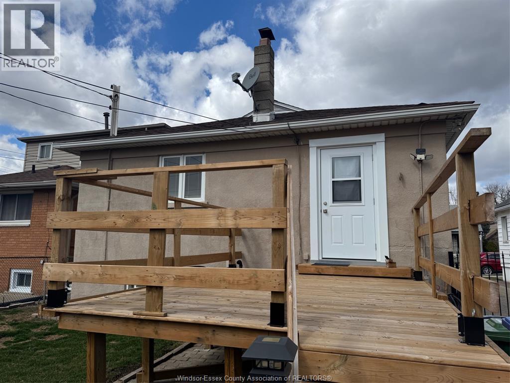 431 Foch Avenue, Windsor, Ontario  N8X 2W2 - Photo 26 - 26005647