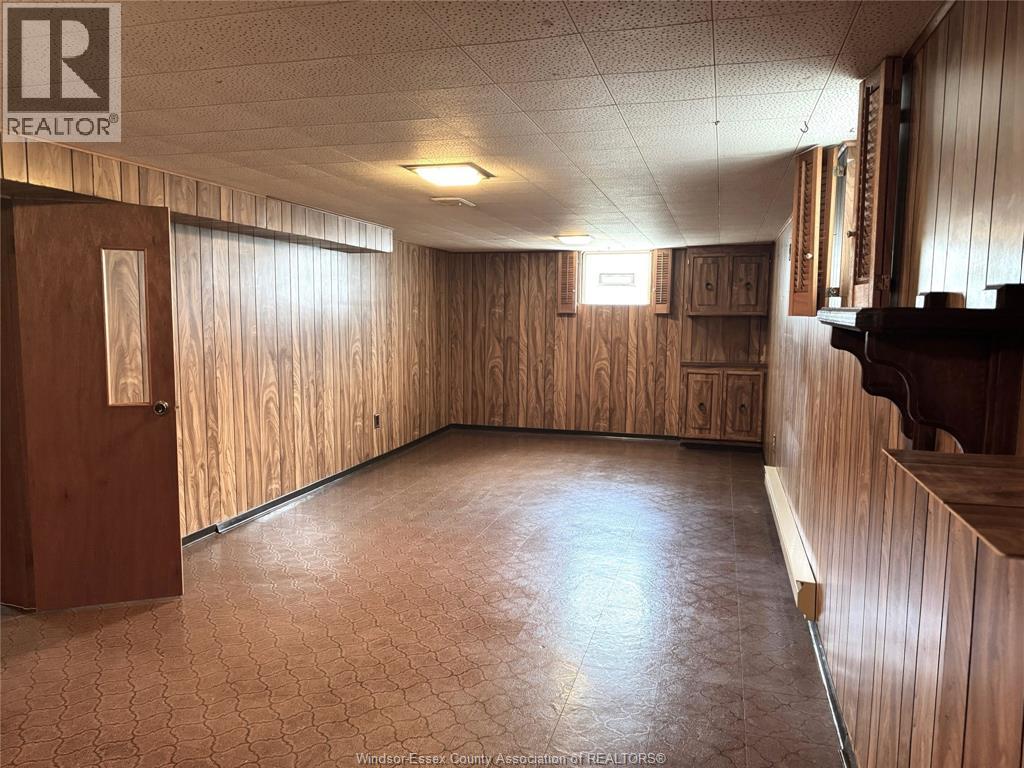 431 Foch Avenue, Windsor, Ontario  N8X 2W2 - Photo 23 - 26005647