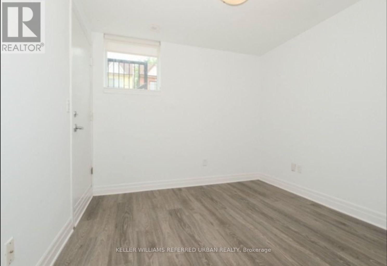 202 - 47 Macaulay Avenue, Toronto, Ontario  M6P 3P2 - Photo 11 - W12888694