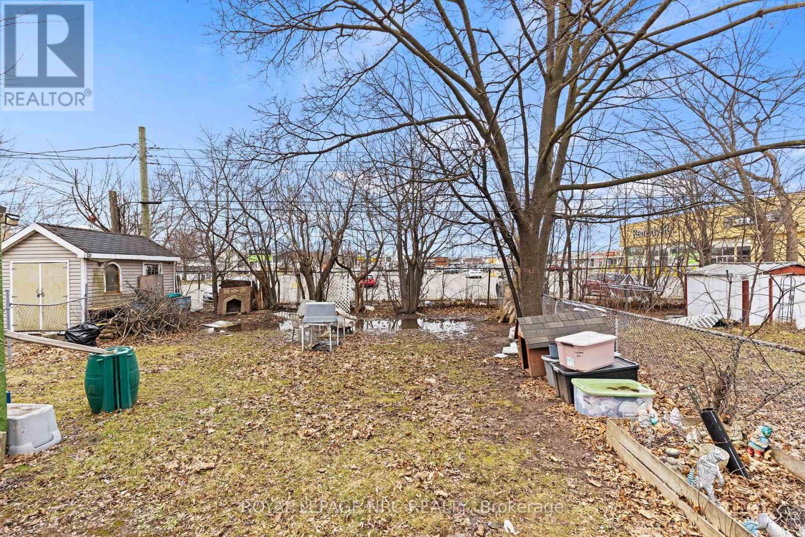 385 Crowland Avenue, Welland, Ontario  L3B 1X5 - Photo 21 - X12889306