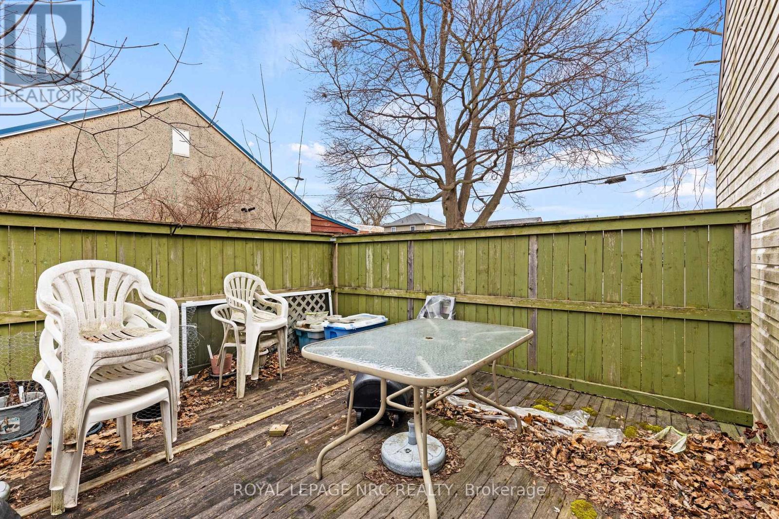 385 Crowland Avenue, Welland, Ontario  L3B 1X5 - Photo 19 - X12889306