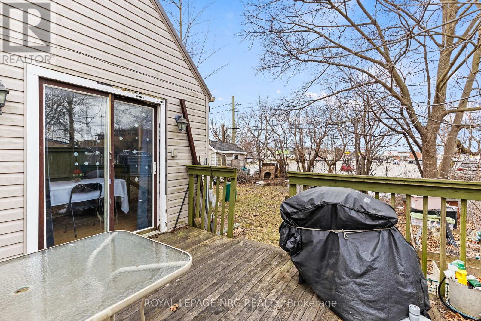 385 Crowland Avenue, Welland, Ontario  L3B 1X5 - Photo 20 - X12889306