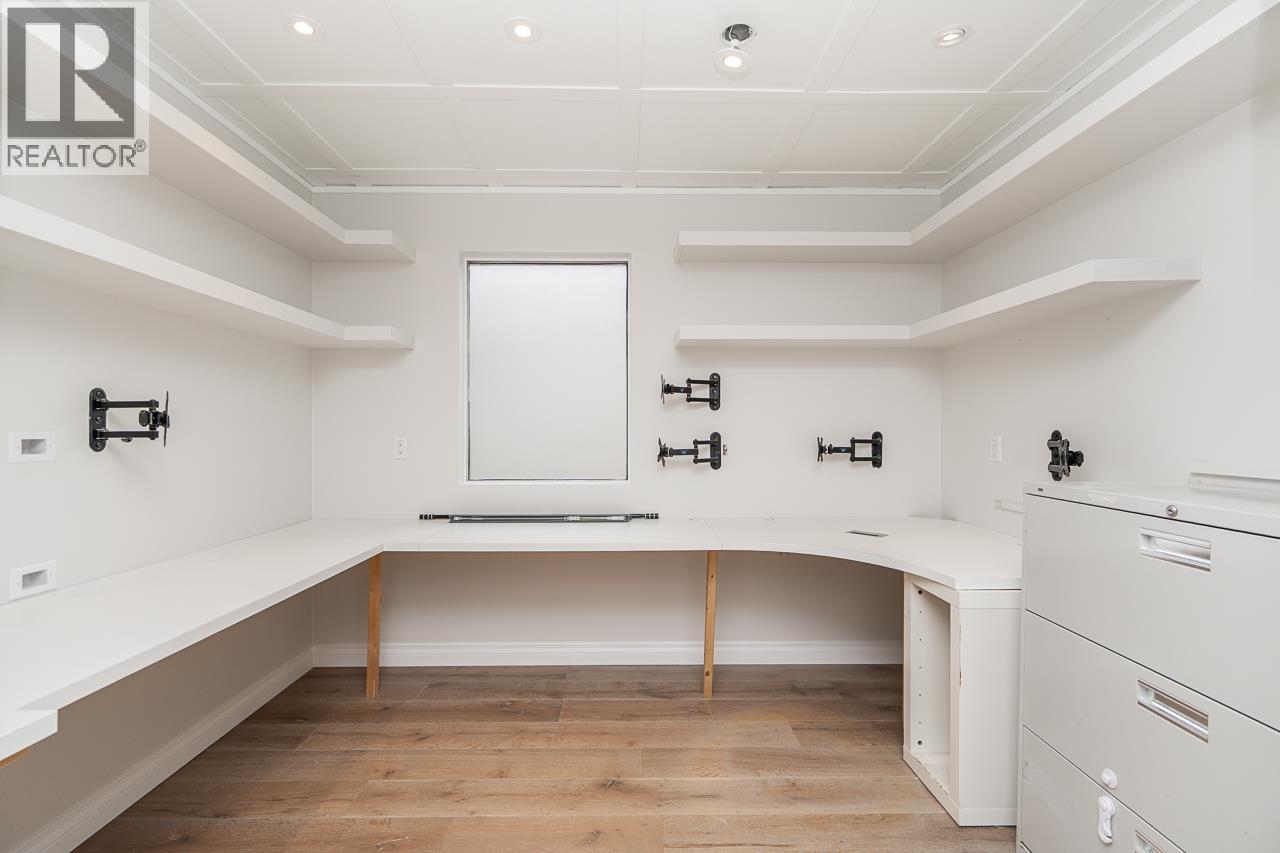 18 2865 Glen Drive, Coquitlam, British Columbia  V3B 6Y8 - Photo 27 - R3101185