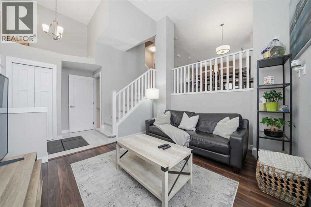 43 Sage Bluff Circle Nw, Calgary, Alberta  T3R 1T5 - Photo 4 - A2291119