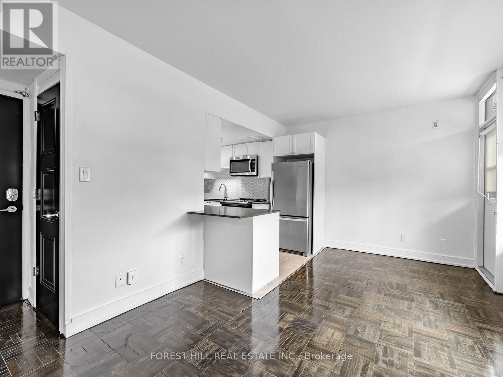 102 - 70 Spadina Road, Toronto, Ontario  M5R 2T6 - Photo 4 - C12891862