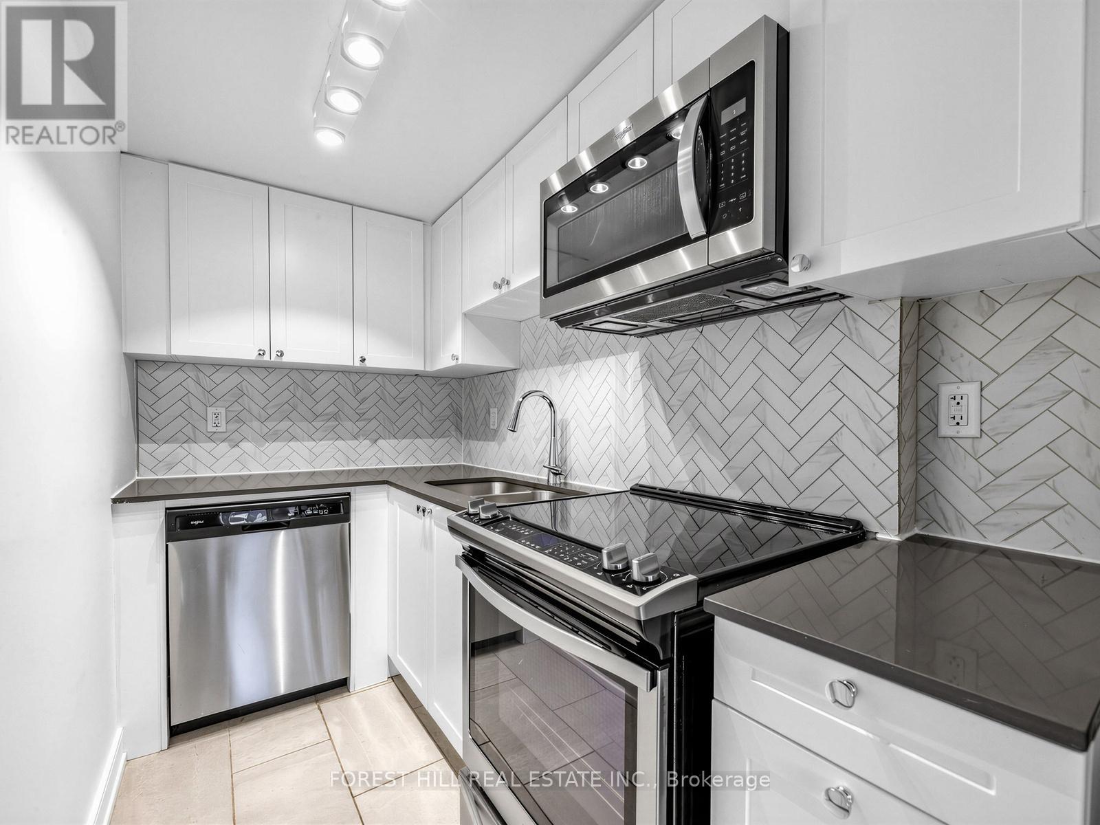 102 - 70 Spadina Road, Toronto, Ontario  M5R 2T6 - Photo 17 - C12891862