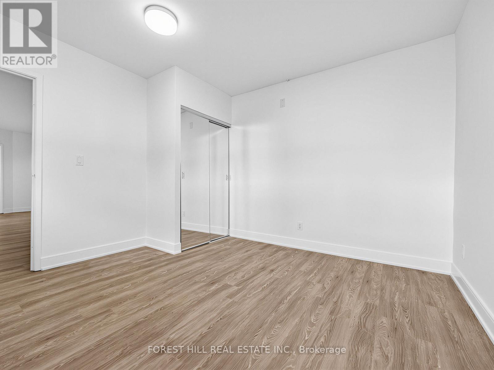 Phd - 70 Spadina Road, Toronto, Ontario  M5R 2T6 - Photo 19 - C12891946