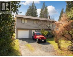 811 REED ROAD, Gibsons, British Columbia