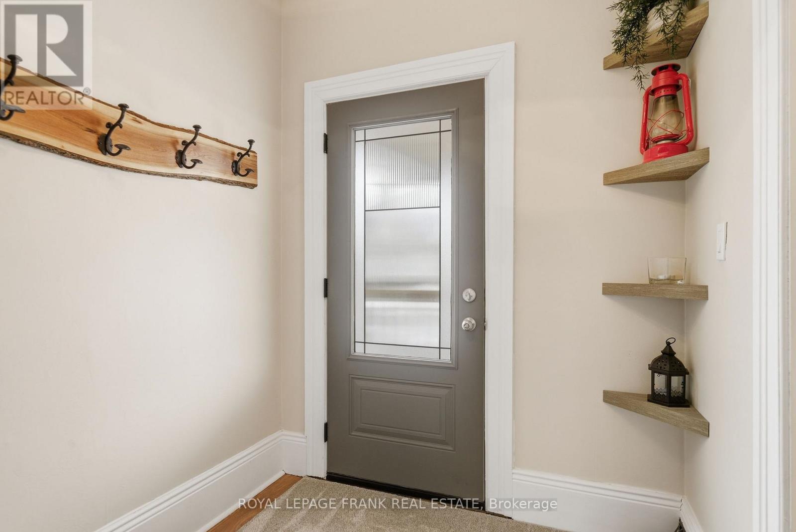 121 Durham Street W, Kawartha Lakes, Ontario  K9V 2R3 - Photo 3 - X12897162