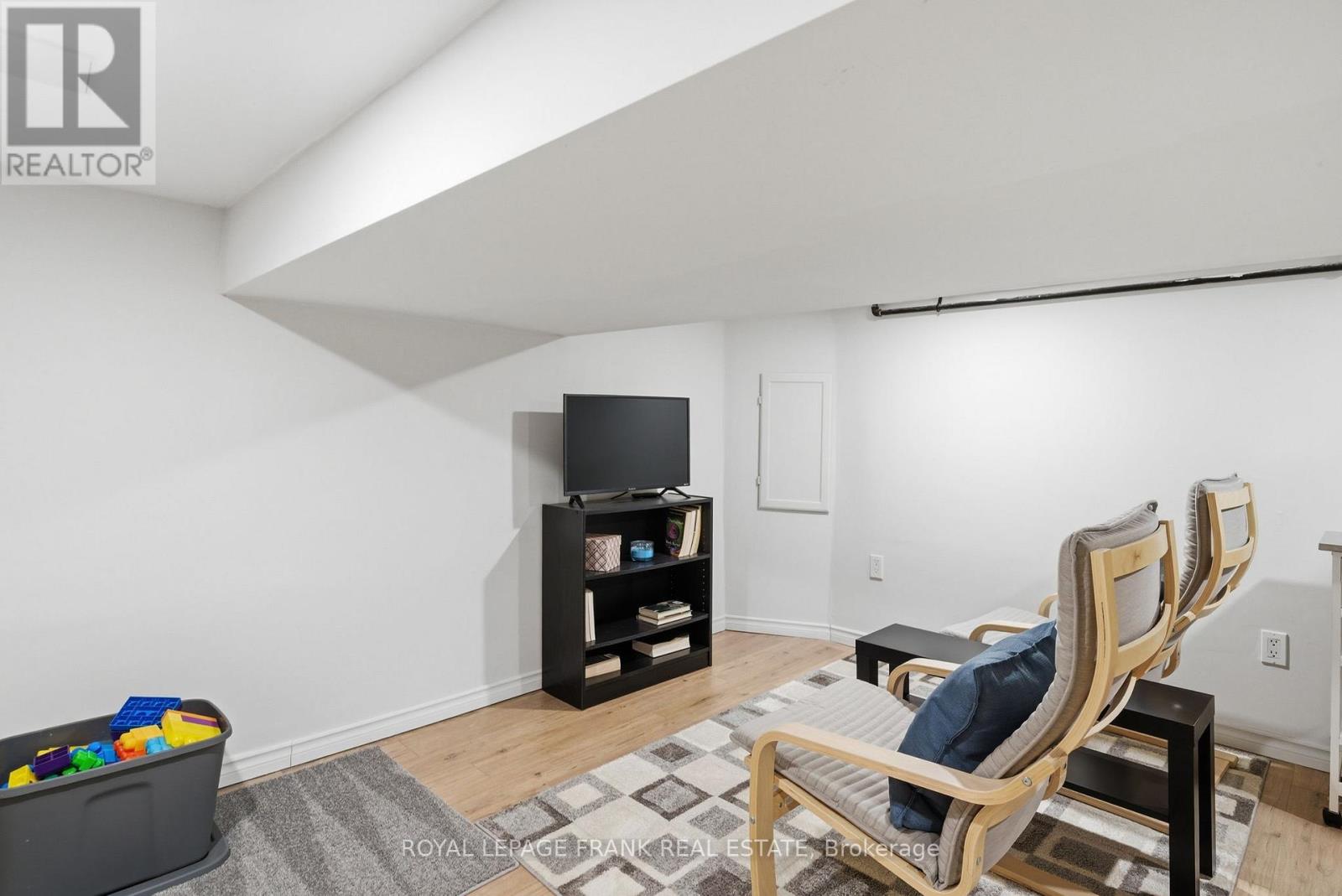 121 Durham Street W, Kawartha Lakes, Ontario  K9V 2R3 - Photo 37 - X12897162