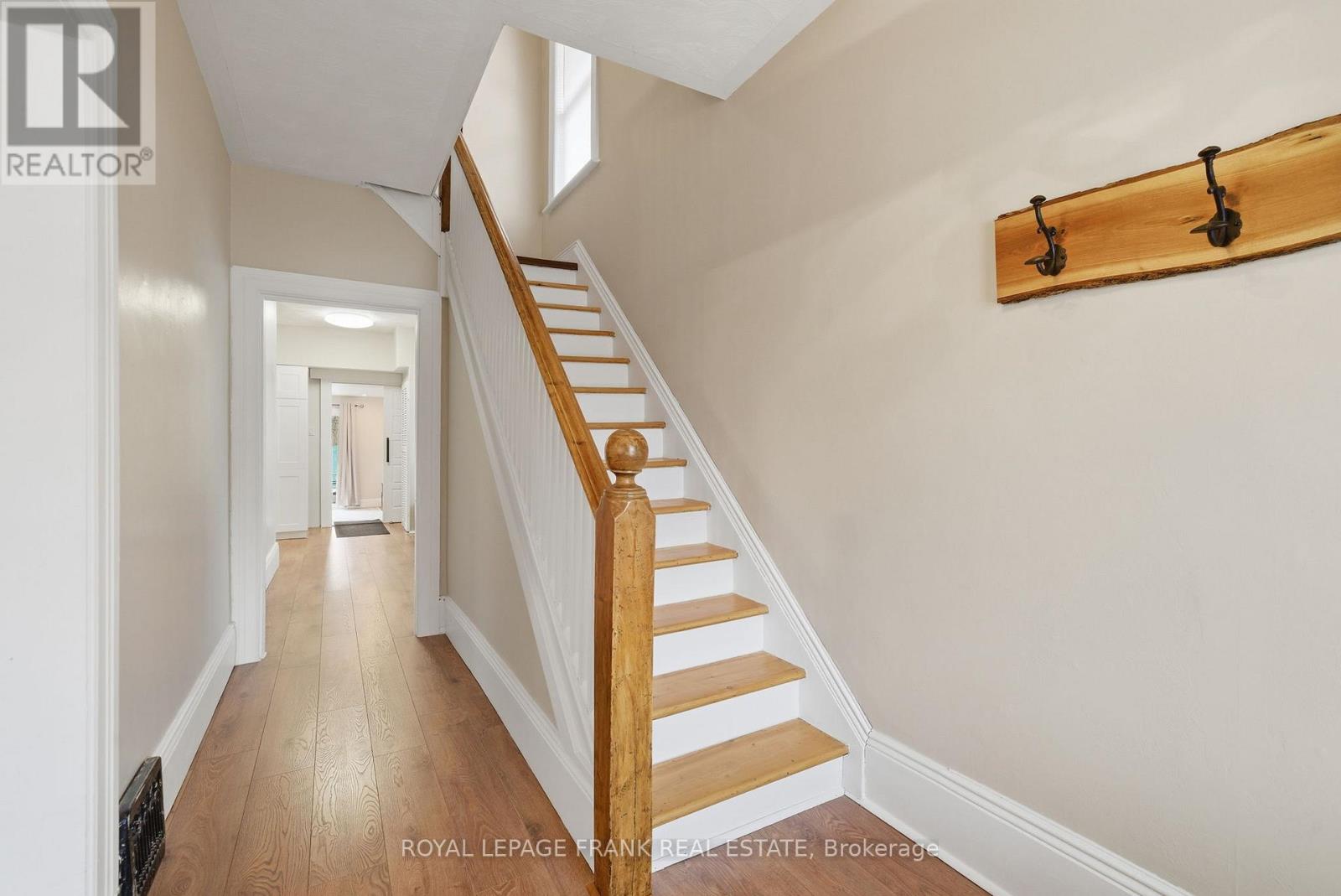 121 Durham Street W, Kawartha Lakes, Ontario  K9V 2R3 - Photo 4 - X12897162