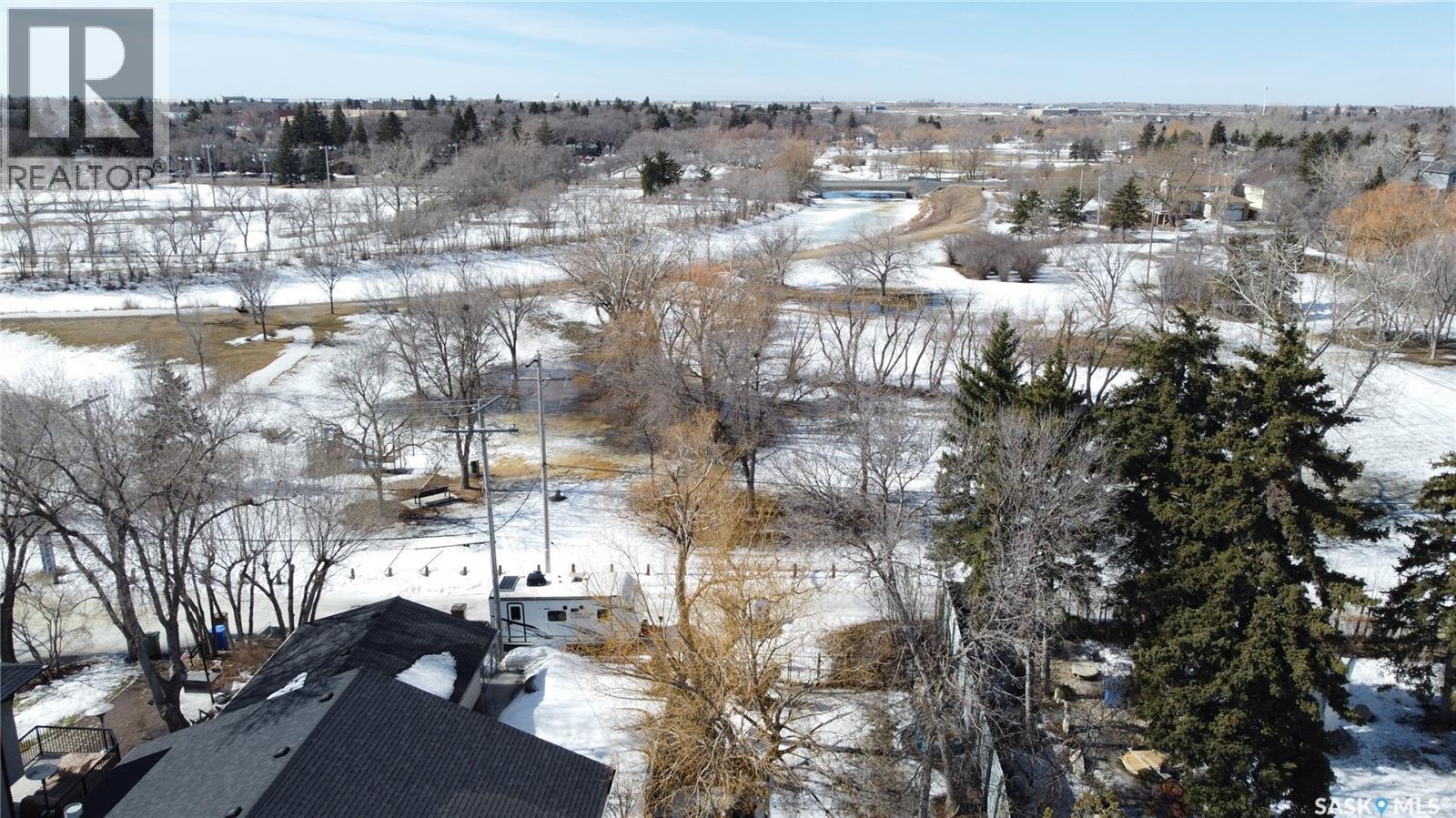 2512 Garnet Street, Regina, Saskatchewan  S4T 3A4 - Photo 2 - SK030549