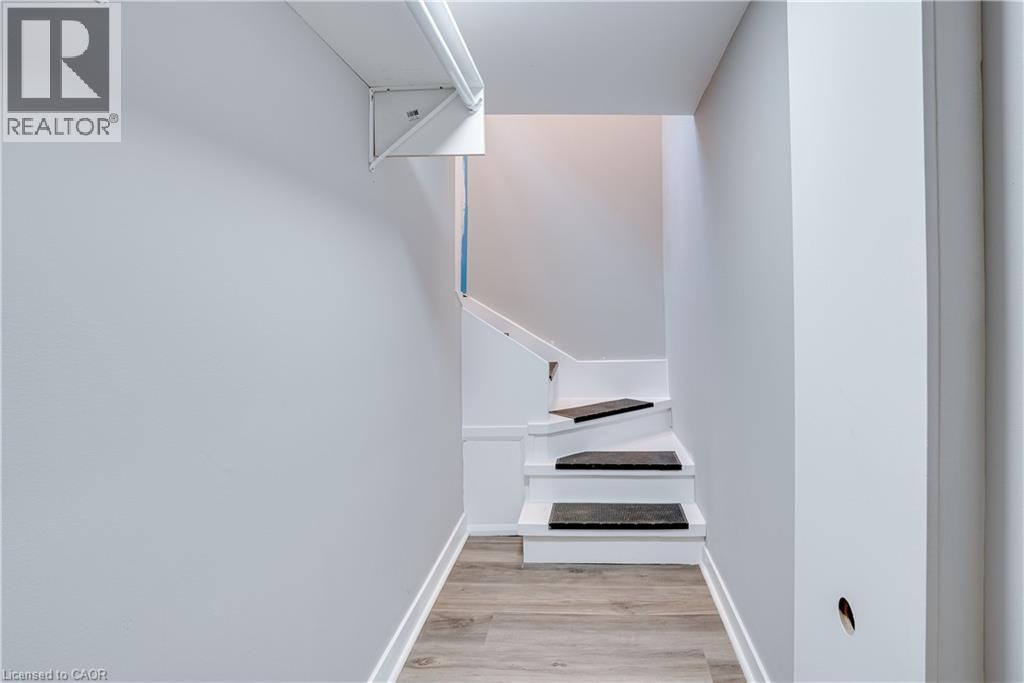 64 Wellington Street S Unit# Basement, Hamilton, Ontario  L8N 2R1 - Photo 2 - 40813257