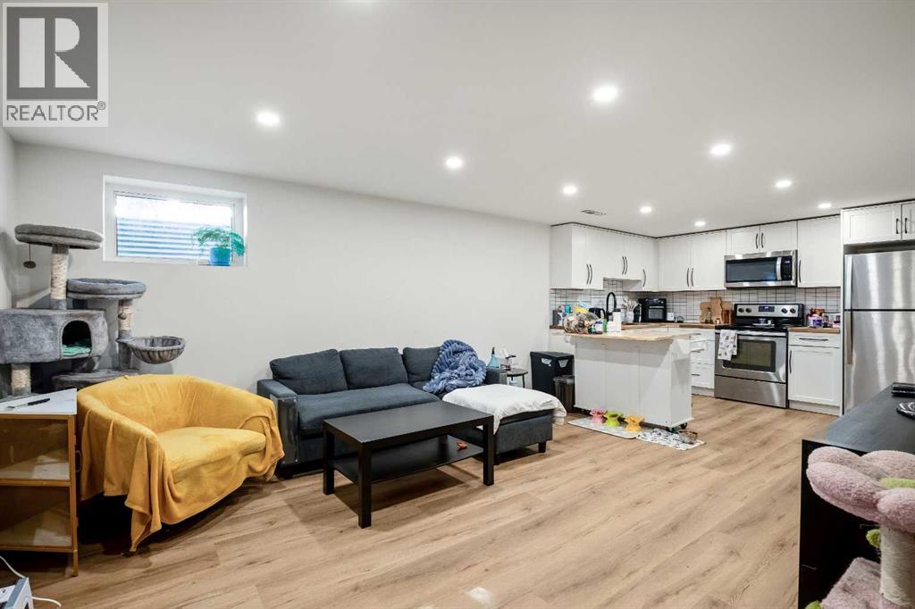 1986 Cottonwood Crescent SE, Calgary, Alberta  T2B 1P7 - Photo 17 - A2286435