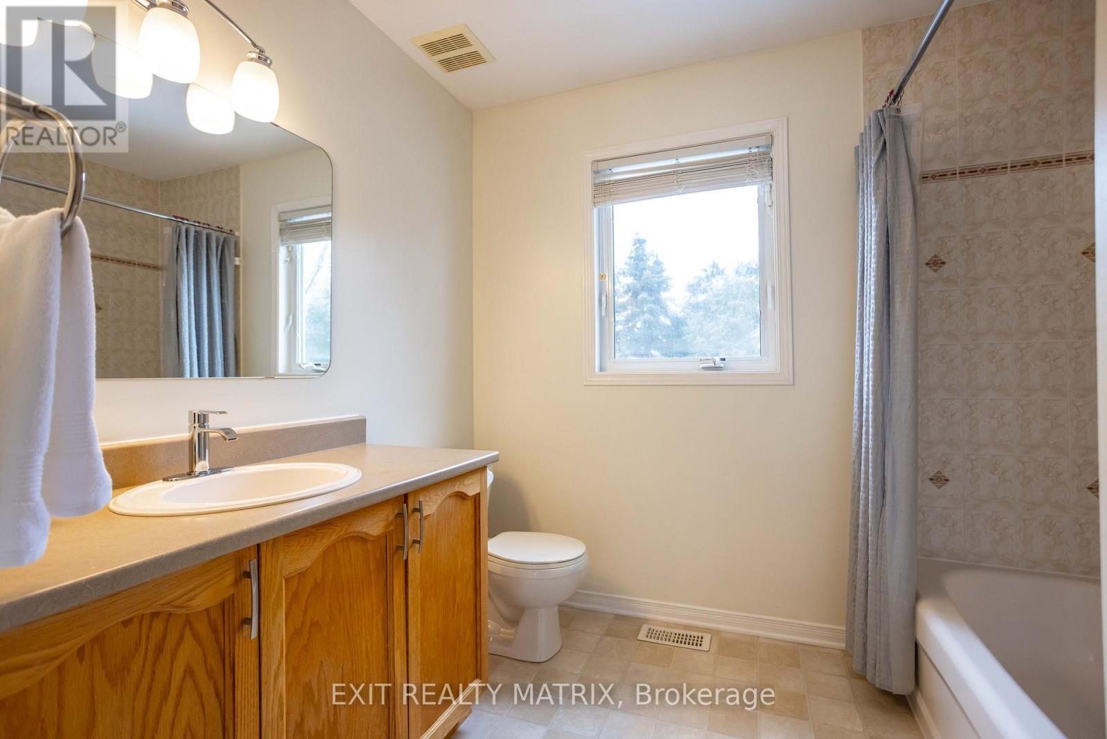 133 Labelle Street, Russell, Ontario  K0A 1W0 - Photo 35 - X12897110