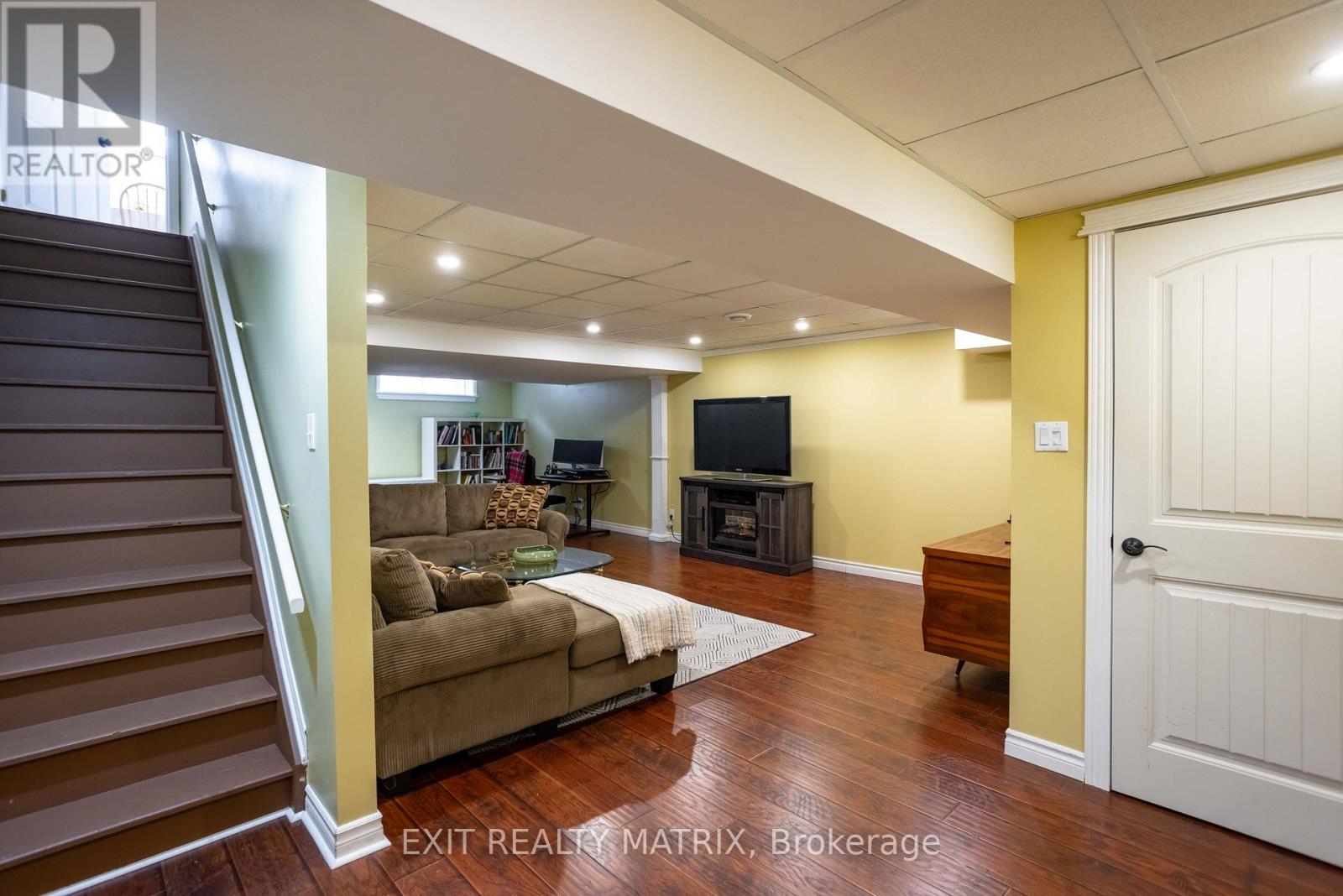 133 Labelle Street, Russell, Ontario  K0A 1W0 - Photo 36 - X12897110