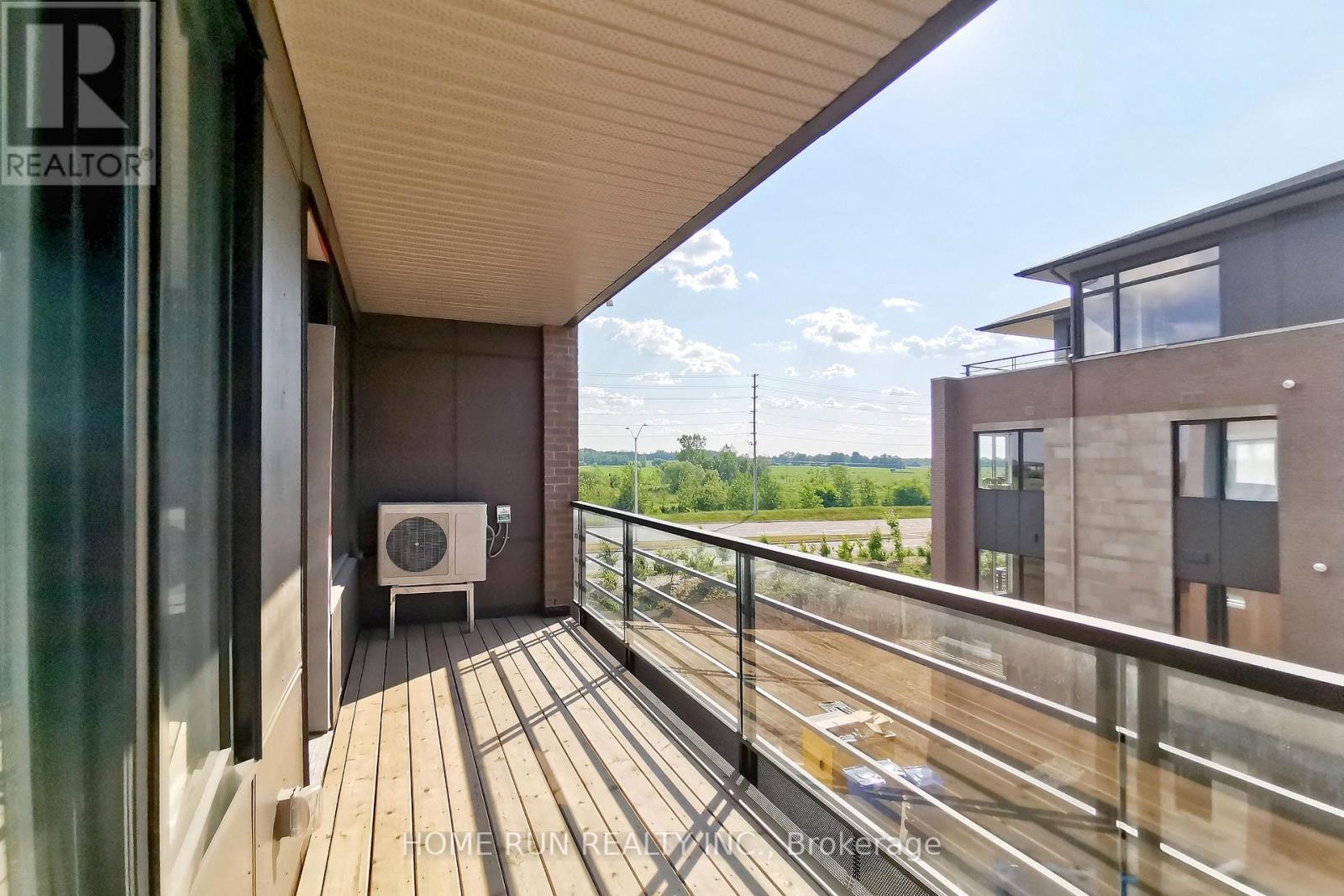 203 - 170 Boundstone Way, Ottawa, Ontario  K2T 0M8 - Photo 13 - X12897144