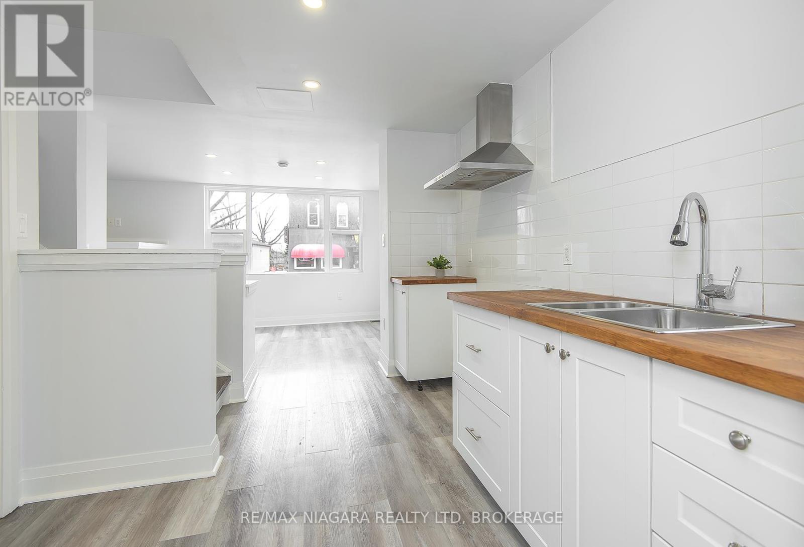 120 Main Street W, Port Colborne, Ontario  L3K 3V2 - Photo 10 - X12897160